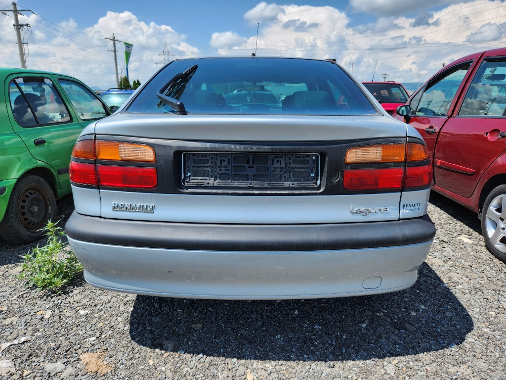 Vas lichid parbriz Renault Laguna 1998 B