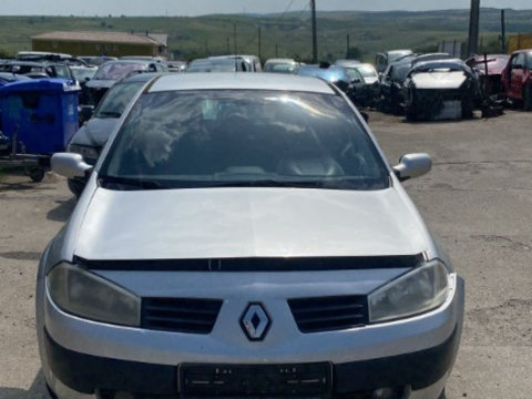 Vas lichid parbriz Renault Megane 2005 hatchback 1.6 benzina