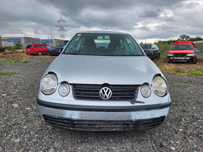 Vas lichid parbriz Volkswagen Polo 9N 2002 Hatchba