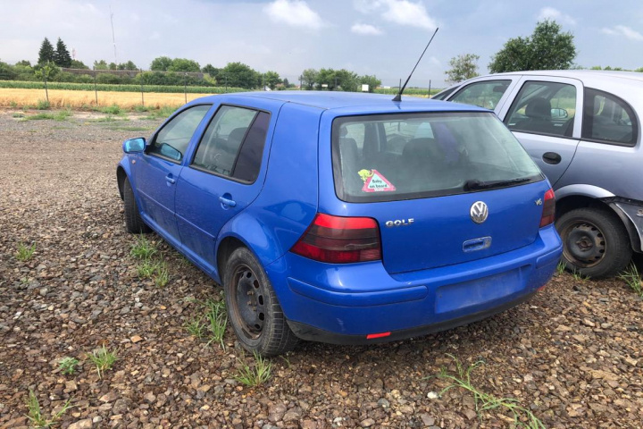 Vas lichid parbriz Volkswagen VW Golf 4 