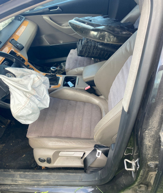 Vas lichid parbriz Volkswagen VW Passat 