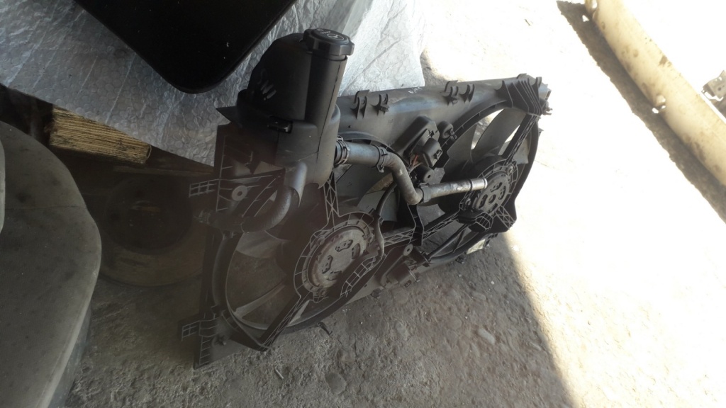 Vas lichid serv servodirectie Opel Insig
