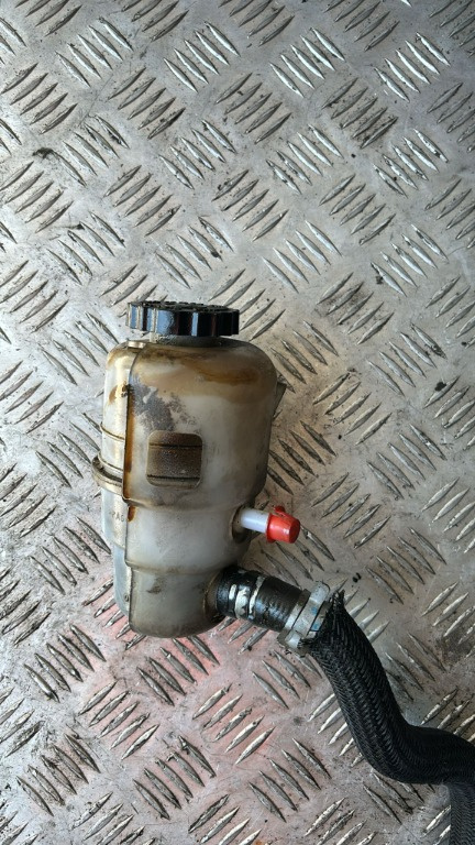 Vas servo Chrysler 300C 2.7 V6 4X2 an 2009
