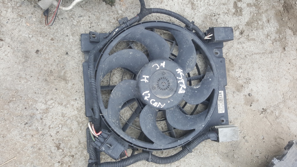 Ventilator aer conditionat Opel Astra H 1.7cdti