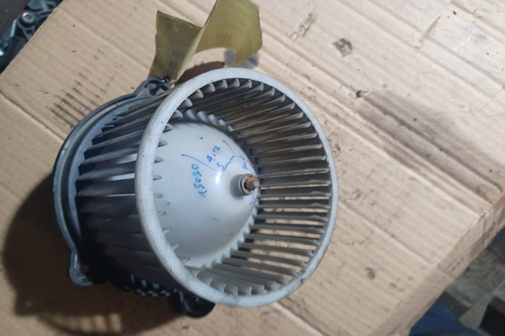 Ventilator aeroterma F00S330024 Hyundai Accent MC [2006 - 2011] Sedan 1.5 CRDI MT (112 hp)
