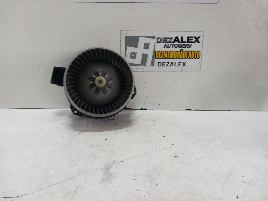 Ventilator aeroterma habitaclu Suzuki Swift SX4 Toyota Yaris cod AV272700-0311