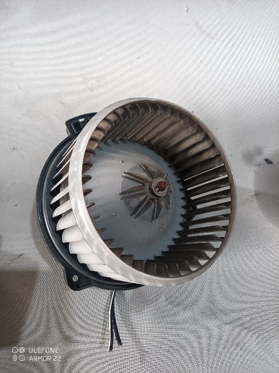 VENTILATOR AEROTERMA TOYOTA COROLLA VERSO E12/ COROLLA AVENSIS T22 / RAV 4 2000 2001 2002 2003 2004 2005