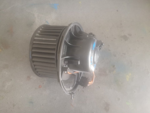 Ventilator aeroterma VW Golf 5 HB 1.4 TSI 122 cai motor CAX CAXA an 2008 cod 3c1820015l