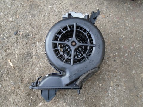 Ventilator clima consola spate mercedes w209 2.7 cod a2038300308