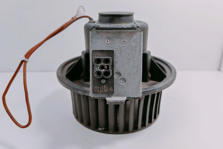 Ventilator habitaclu 535819021 Seat Tole