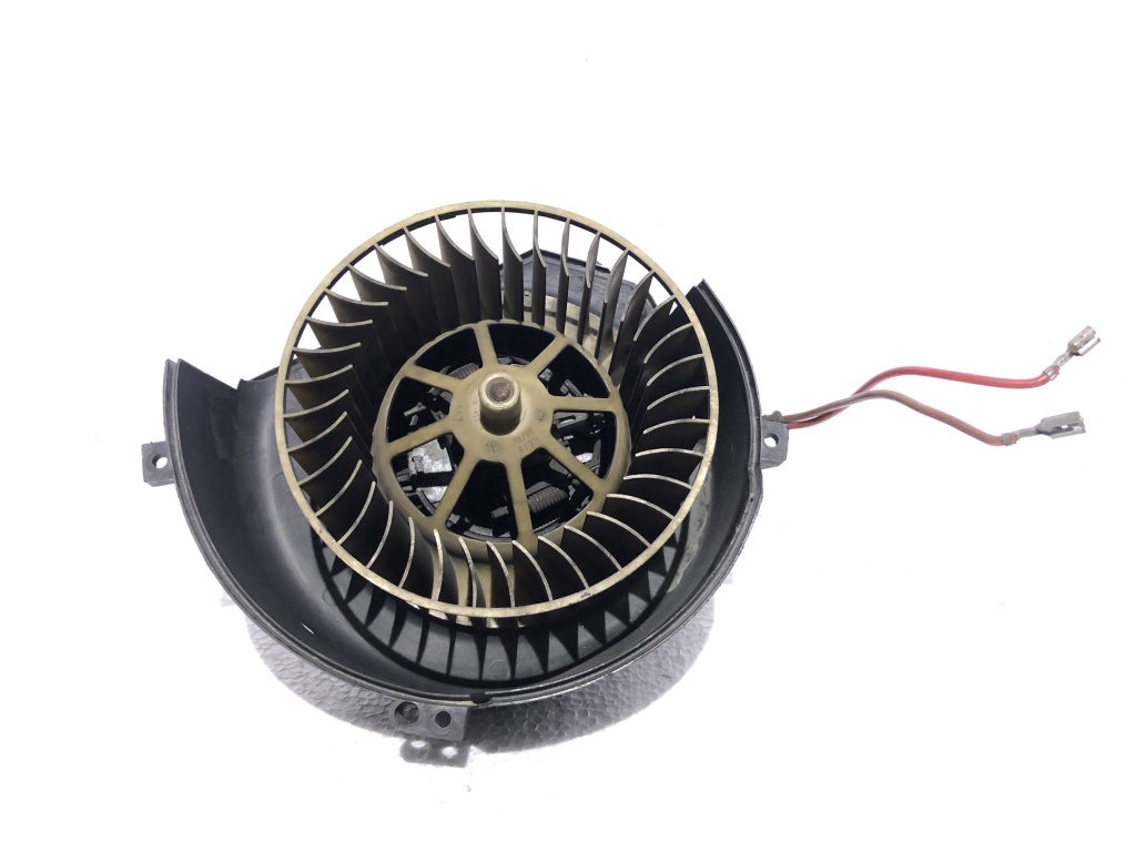 Ventilator habitaclu Opel Omega B AT315156F1A