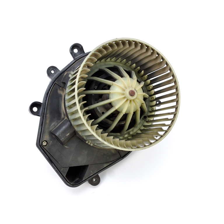 Ventilator Habitaclu / Ventilator Aeroterma Cu Modul Electric,volan Pe Stanga LHD VW PASSAT B5, B5.5 1996 - 2005 740221233F, 8D1820021