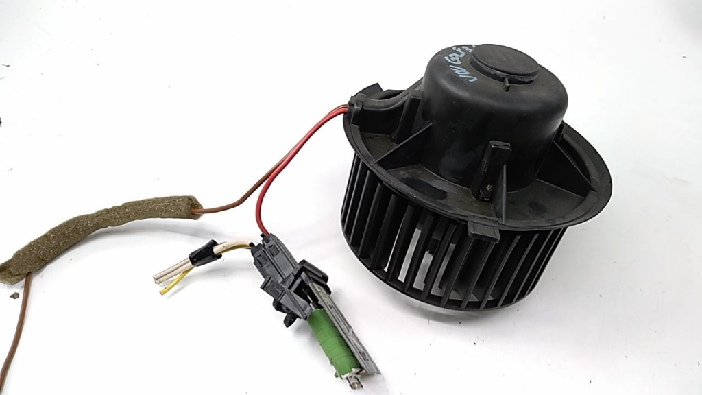 Ventilator habitaclu VOLKSWAGEN VENTO (1H2) [ 1991 - 1998 ], VOLKSWAGEN GOLF III (1H1) [ 1991 - 1998 ] OEM 1H1819021