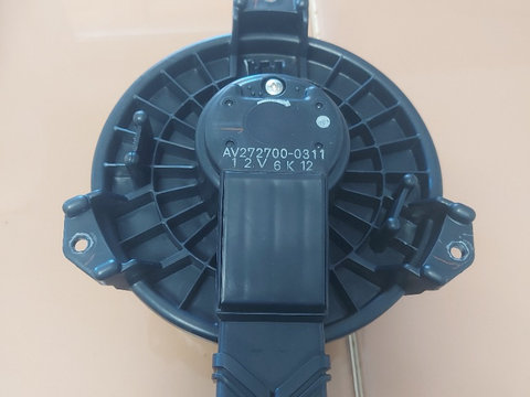 Ventilator încălzire habitaclu Toyota Yaris, Suzuki Swift cod produs: AV272700 0311