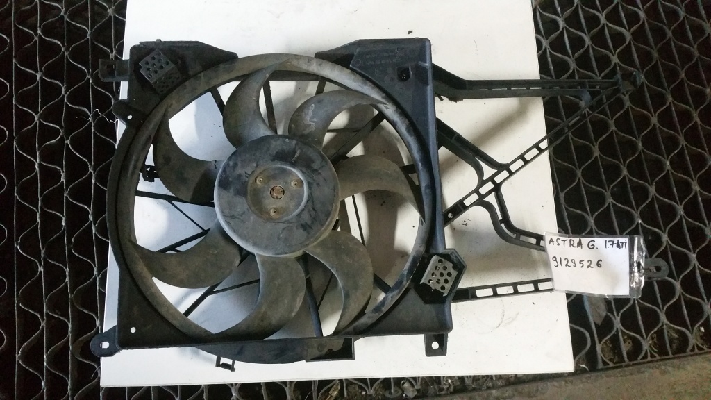 Ventilator Opel Astra G 1,7 cod 9129526 0130303246 - MIC DEFECT