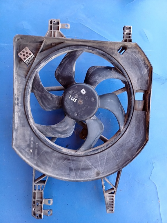 Ventilator răcire - Renault Trafic 2 generation [2001 - 2006] Minivan 1.9 dCi MT (100 hp)