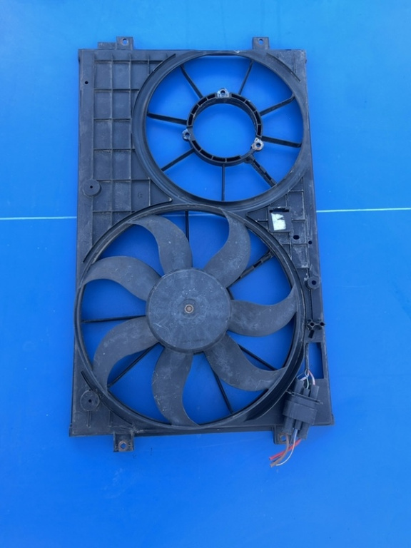 Ventilator răcire - Volkswagen Golf 5 generation 