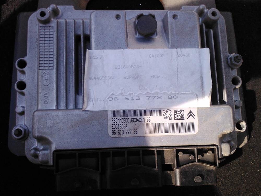 Vindem Ecu Peugeot 307 1 6 Hdi Cod 9661377280 Edc16c34