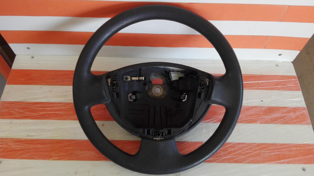 Volan 8200114200 renault symbol 1999-2008