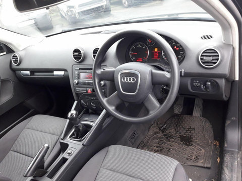 Volan Audi A3 8P 2008 hatchback 1.9