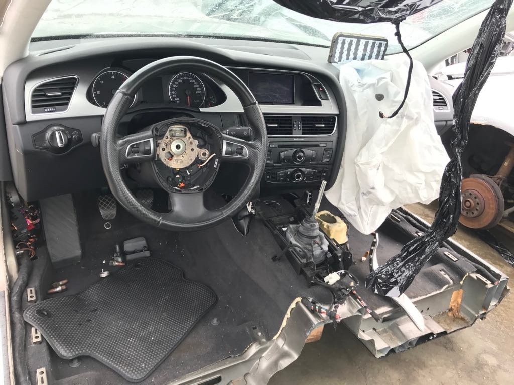 Volan Audi A4 B8 2.0 TDI 2010