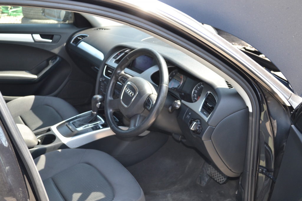 VOLAN AUDI A4 B8
