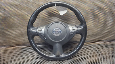 Volan cu airbag si comenzi Nissan Juke 2011