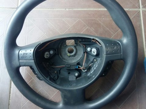 Volan cu butoane comanda OPEL CORSA C 2000 2001 2002 2003 2004 2005 2006 2007 2008 2009 COD 0124425021