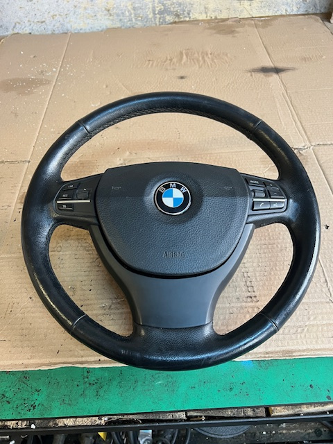 Volan cu comenzi BMW Seria 5 F11 [2009 - 2013] Volan cu comenzi BMW Seria 5 F11 [2009 - 2013] BMW Seria 5 F11 [2009 - 2013] Touring wagon 520 d MT (184 hp) Dezmembrez Bmw F11 2012 2.0 diesel N47T 184cp,cutie manuala in 6 trepte GA8HP-45Z/HEAD-UP DISP