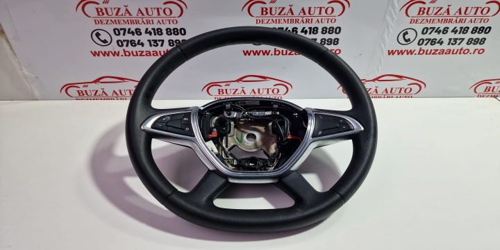 Volan cu comenzi Cod: 484008657R Dacia Duster 2 [2018 - 2022] SUV 5 usi 1.0 TCe MT (101 CP) MOTOR 1.0 BENZINA