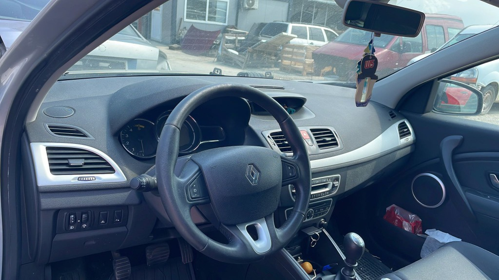 Volan cu comenzi Renault Megane 3 2009