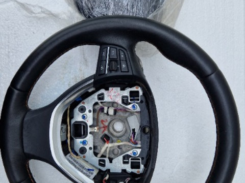 Volan cu incalzire, vibratii si padele + airbag BMW F11 Alpina cod A1616936110