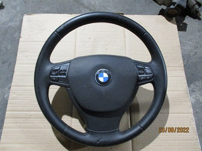 Volan din piele cu airbag si comenzi BMW Seria 7 F
