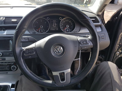 Volan FARA Airbag Piele in 3 Spite cu Comenzi VW P