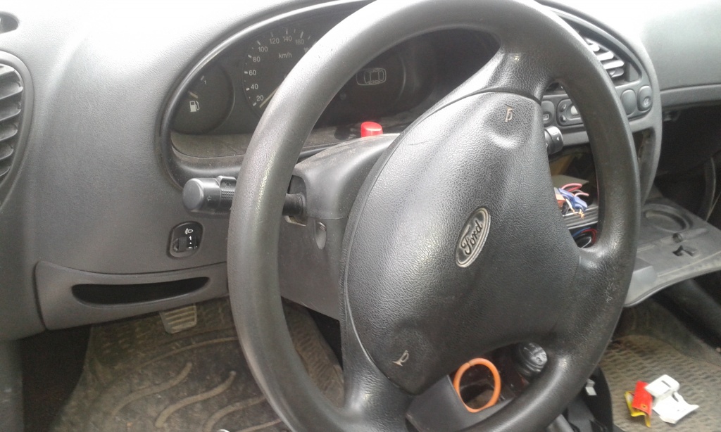 Volan ford courier 98 2000