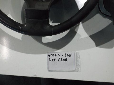 VOLAN IN TREI SPITE PIELE CU AIRBAG GOLF 5 1.9 TDI 2006 BKC