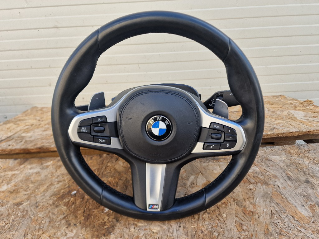 Volan M cu padele Bmw seria 5 G30 2019