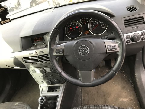 Volan Opel Astra H Cu comenzi fara airbag