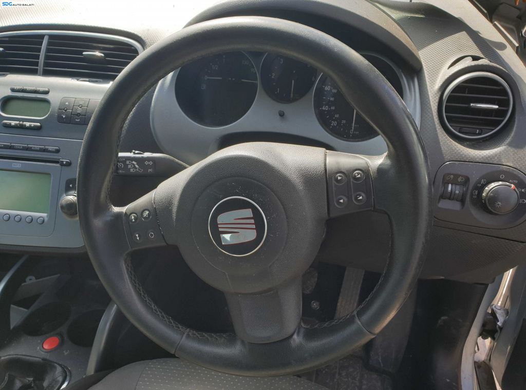 Volan Piele 3 Spite FARA Airbag cu Comenzi Seat Al