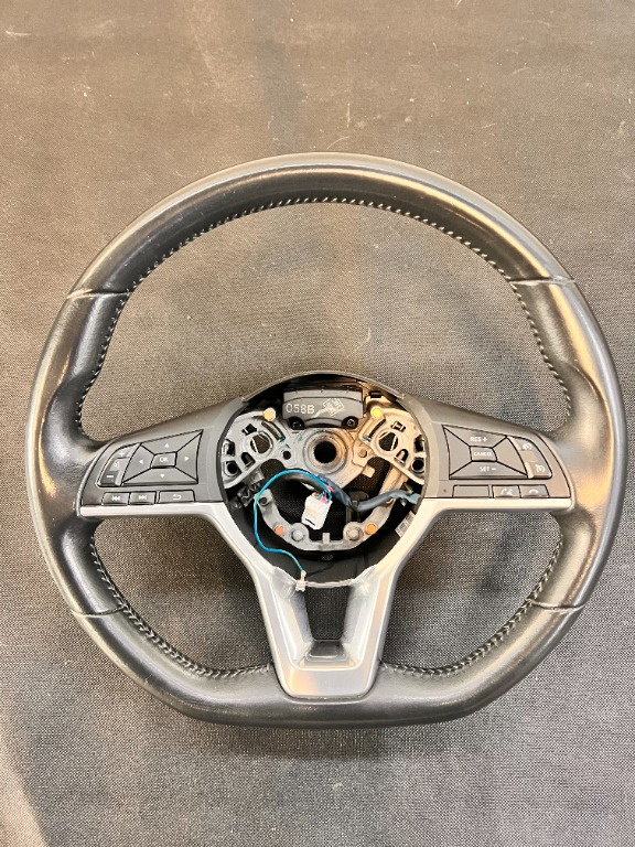 Volan piele comenzi Nissan Qashqai J11 2017 2018 2019 2020