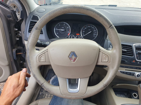 Volan Piele Crem cu Comenzi FARA Airbag cu Uzura Renault Laguna 3 2007 - 2015 [1882]
