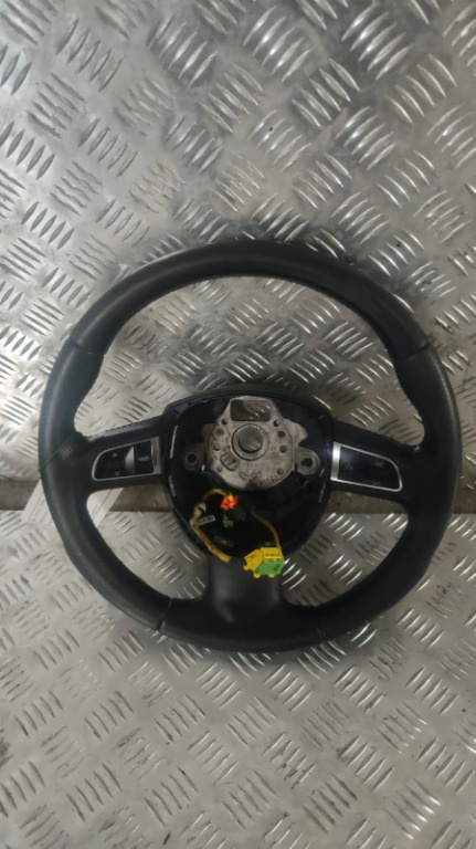 Volan piele cu comenzi Audi A4 B8 2.0 TDI cod motor CAG ,transmisie automata,an 2011 cod 8T0419091A