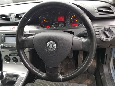 Volan Piele In 3 Spite Fara Comenzi VW Passat B6 2
