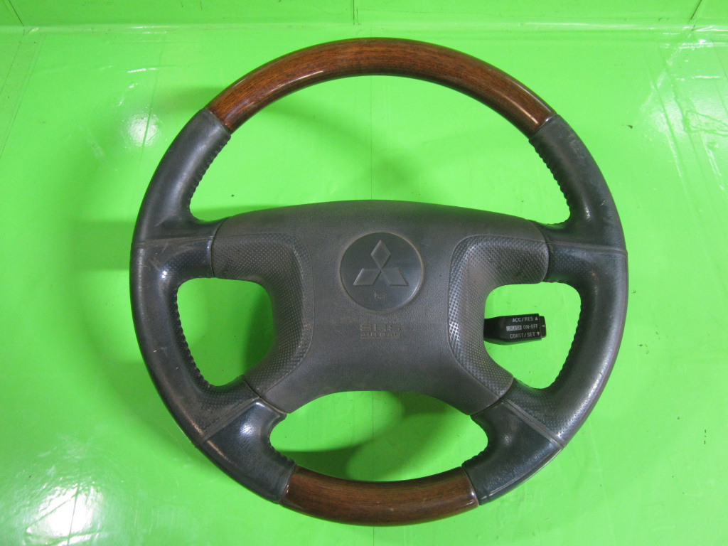VOLAN PIELE / MAHON CU AIRBAG + MANETA PILOT MITSUBISHI PAJERO SHOGUN III 4X4 FAB. 1999–2007 ⭐⭐⭐⭐⭐
