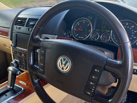 Volan piele maro + butoane + airbag VW Touareg 7L din 2007