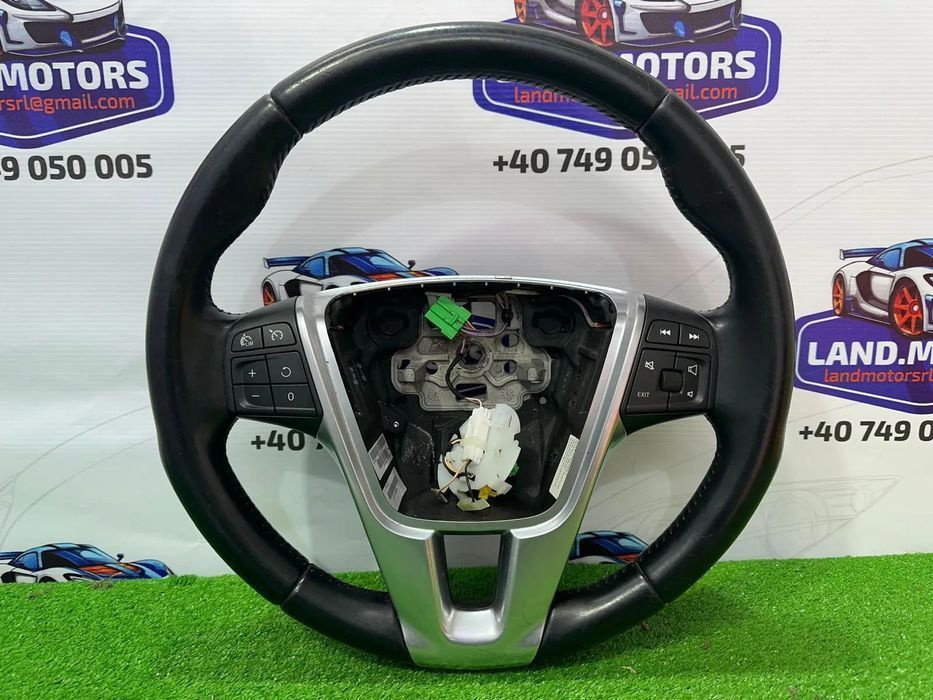 Volan piele volvo v40 cu comenzi 2012-2024