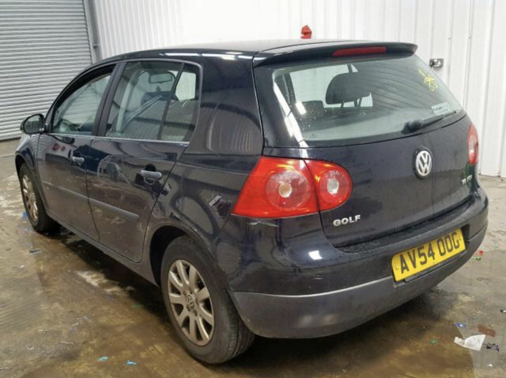 Volan VW Golf 5 2005 Hatchback 1.6 FSI