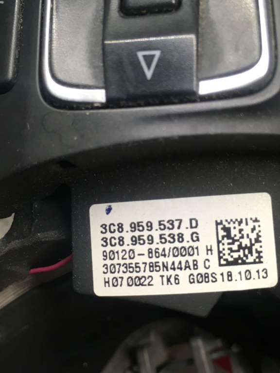 Volan VW Passat B7 cod: 3c8959537d