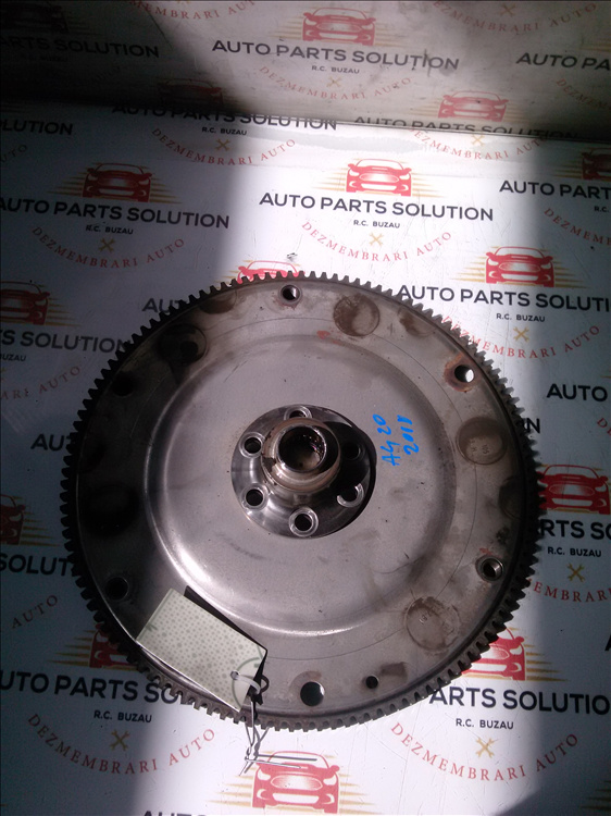 Volanta AUDI A4  2.0 TDI an fabr. 2011