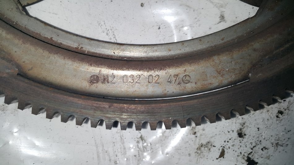 Volanta Mercedes Benz (W210) E320 4 Matic 1995 - 2002, 3.2 18V Benzina